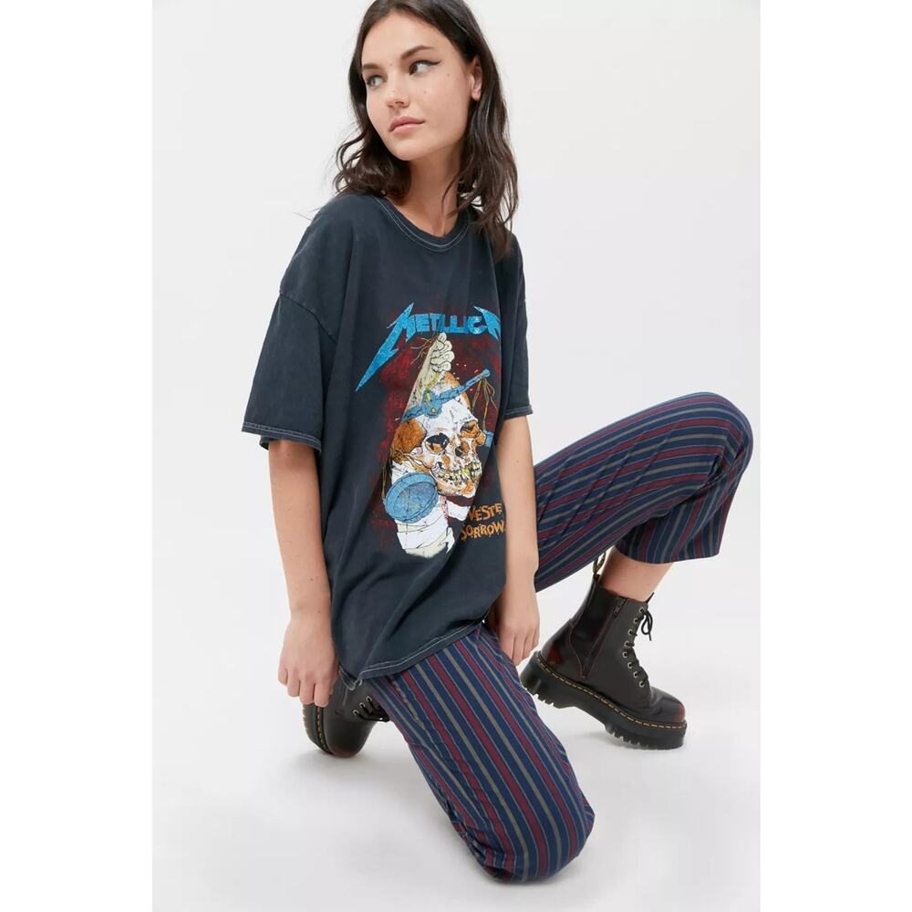 Urban Outfitters Metallica Harvester of Sorrow Tour Glitter Tee - M - Black - Picture 5 of 6